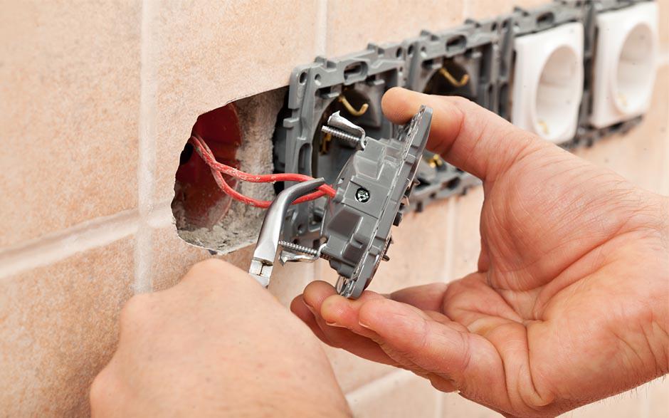 électricien dans le bâtiment Houilles